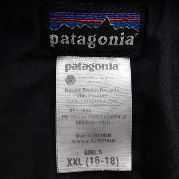 Patagonia Kids Charcoal Puffer Jacket - Picture 3 of 8